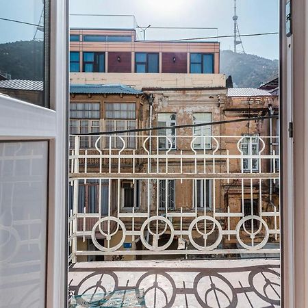 Central Location King Size Bed Tbilisi Exterior photo
